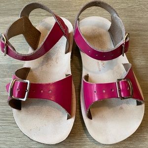 Salt Water Sandals Toddler size 9 - pink patent leather